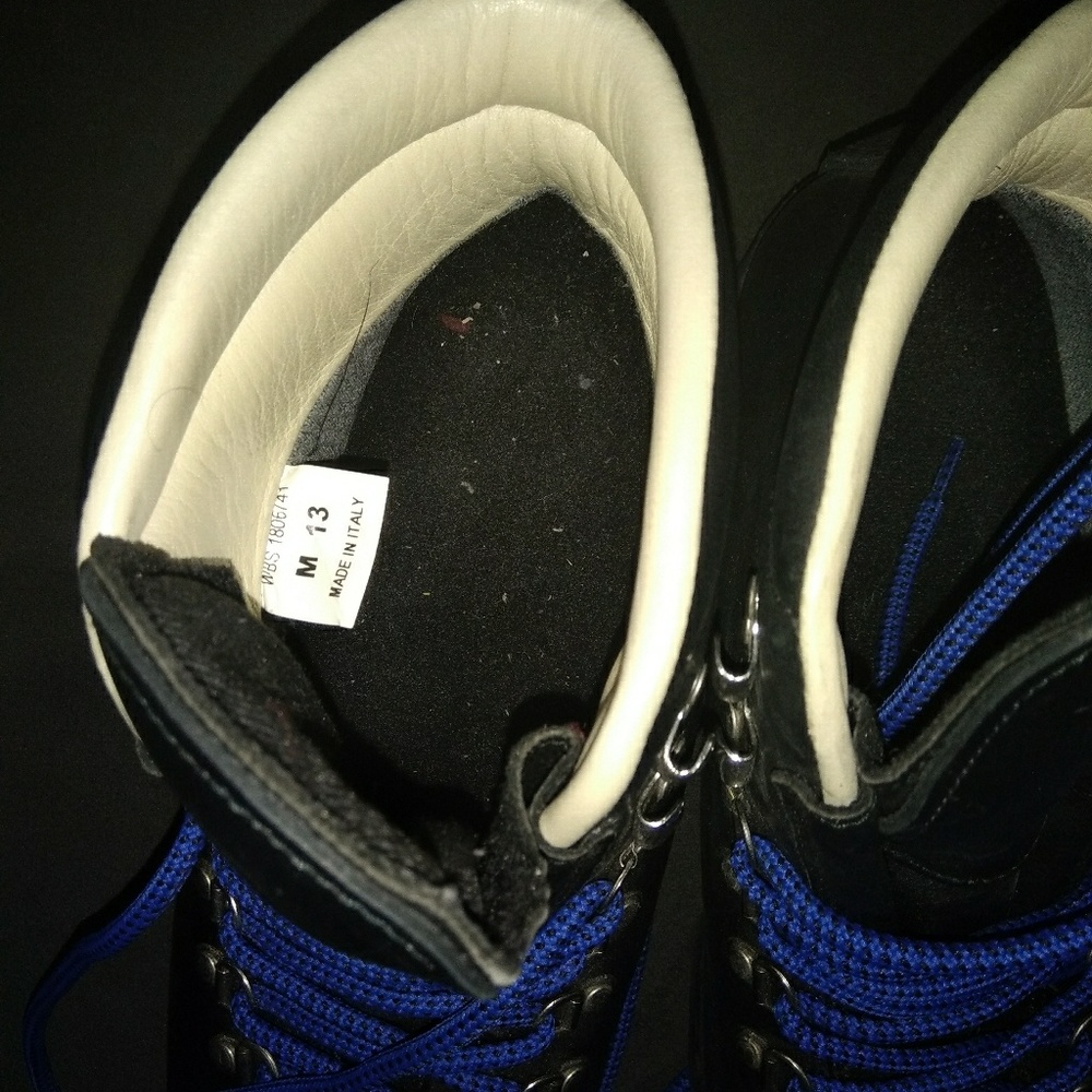 Black merrell boots all leather - Picture 2 of 4